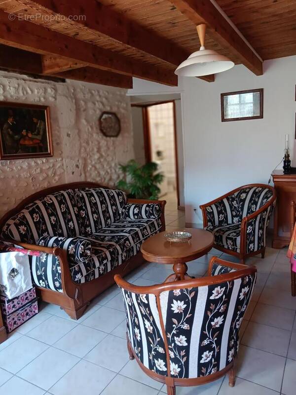 Photo 1 - Maison à MORTAGNE-SUR-GIRONDE