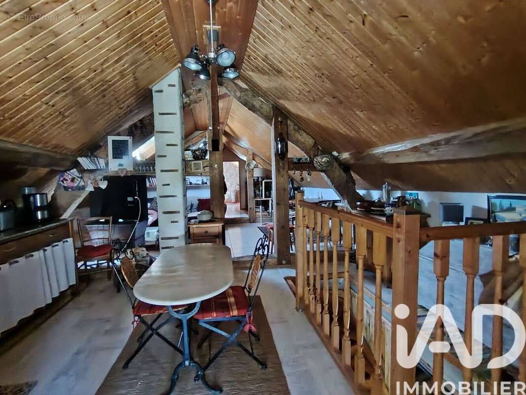 Maison 119 m² à Gresy-Sur-Aix  - photo 9
