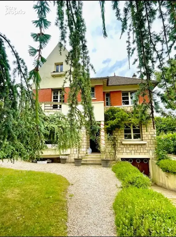 Maison à MAISONS-LAFFITTE