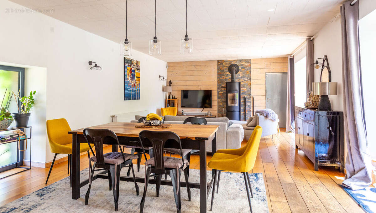 Maison à RIEC-SUR-BELON