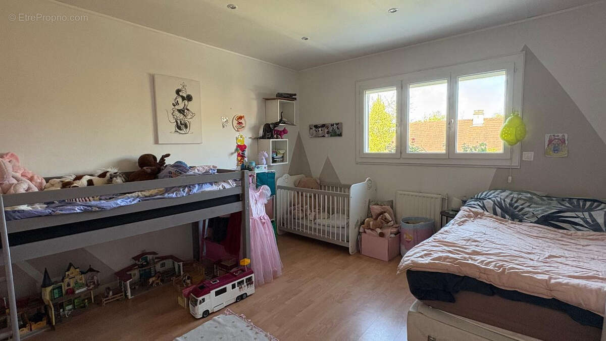 Maison à CIRES-LES-MELLO