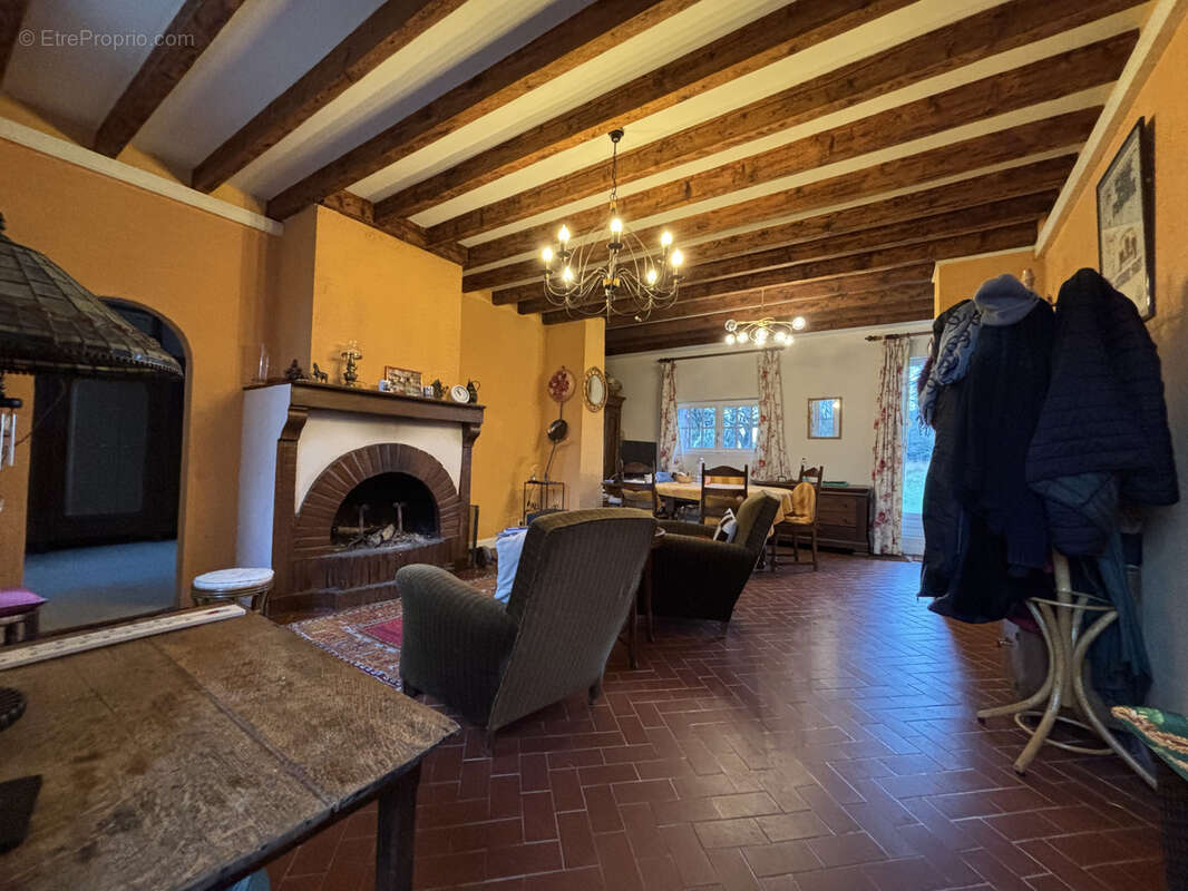 Maison à LA FORET-DU-PARC