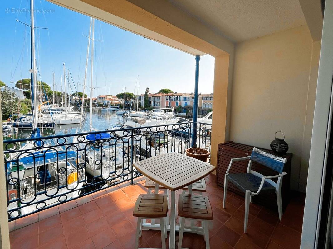 Appartement à GRIMAUD