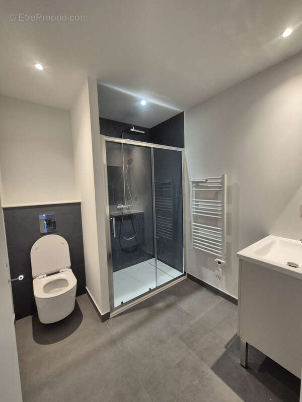 Maison rénovée 6 chambres centre pont-de-veyle - photo 11