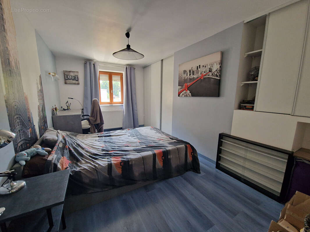 Maison de ville à vendre  - Bolbec - 4 chambres - cour - photo 13