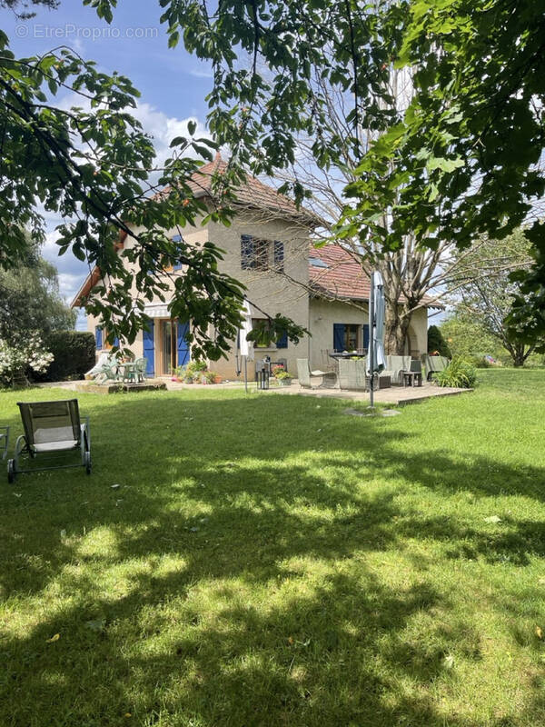Maison à LONGCHAMP