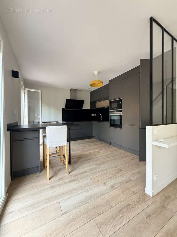 Maison 150 m² à Clamart  - photo 7