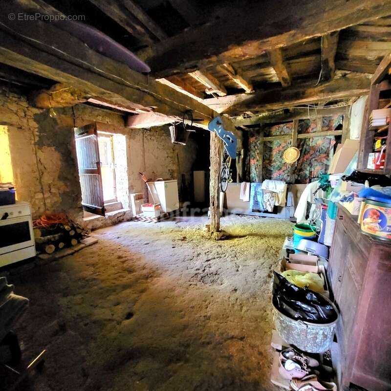 Maison à SAINT-CLAR