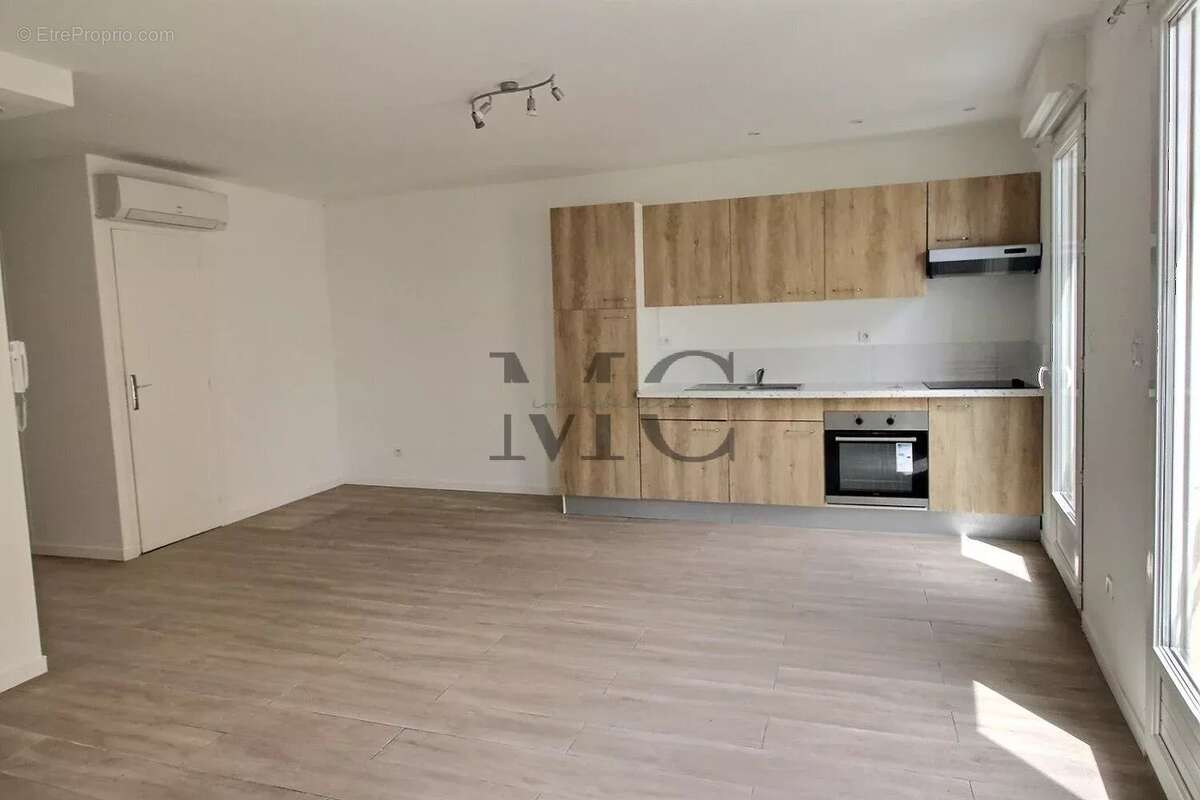 Appartement à MARSEILLE-10E