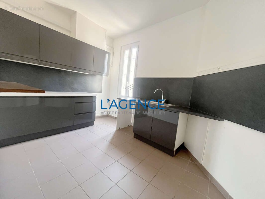 Appartement à HYERES