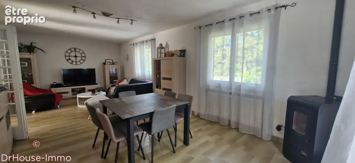 Maison 156 m² à Saint-Etienne  - photo 7
