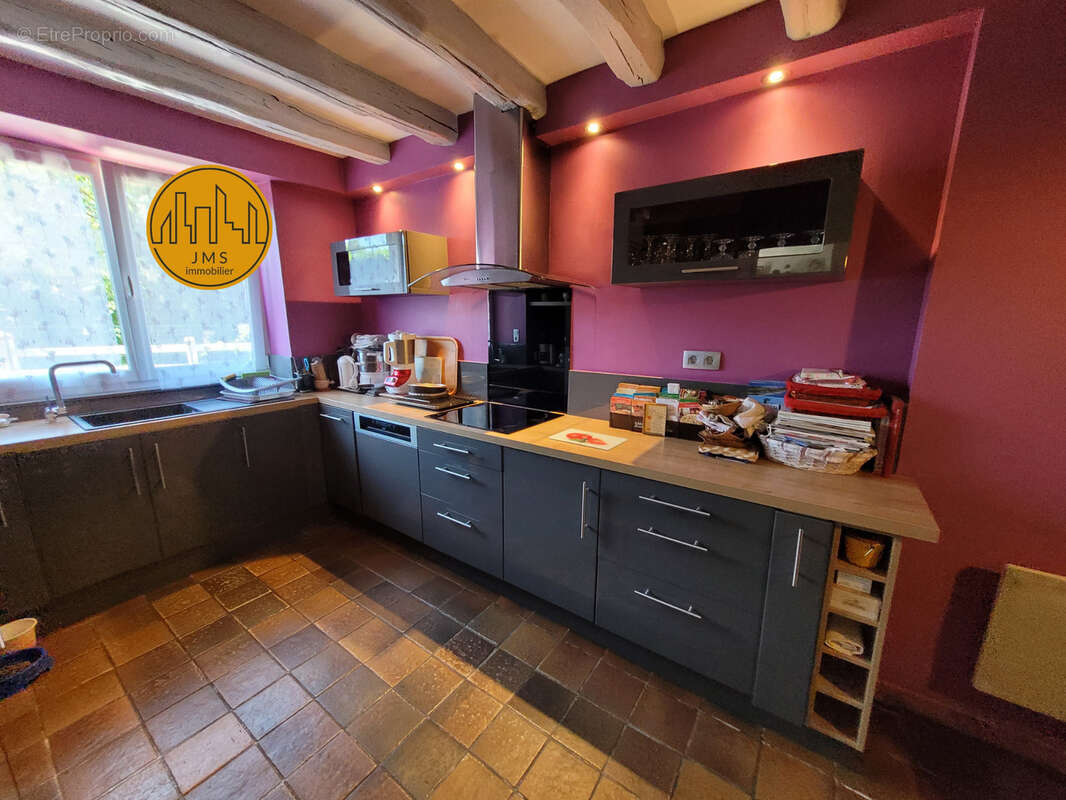 Maison à CHANTENAY-SAINT-IMBERT