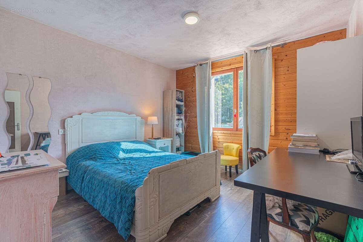 Maison à CHATEAUPONSAC