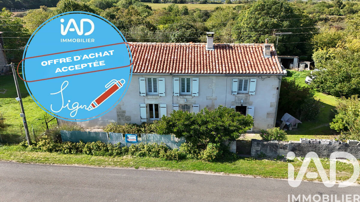 Photo 1 - Maison à CHATEAUNEUF-SUR-CHARENTE