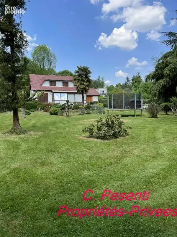 Emplacement exceptionnel!!! Maison  à rénover, 9 pièce(s) 217 m2 - photo 13