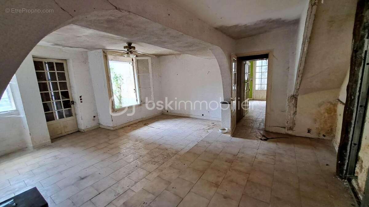 Appartement à CHATEAU-RENAULT