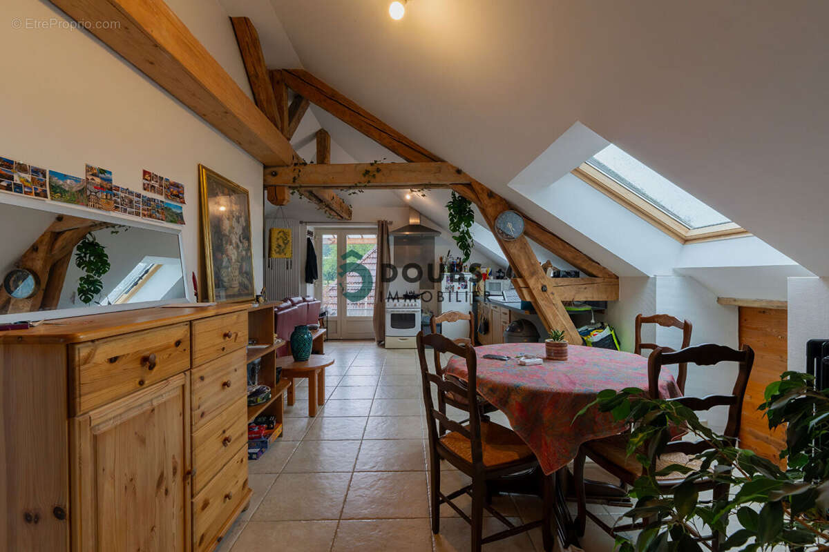 Immeuble à Villers Sous Chalamont - photo 3