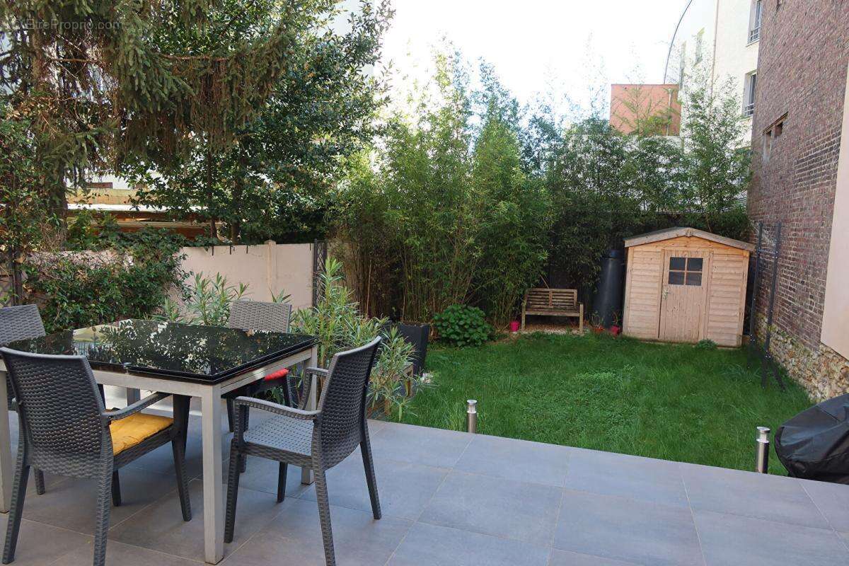 Maison à LA GARENNE-COLOMBES