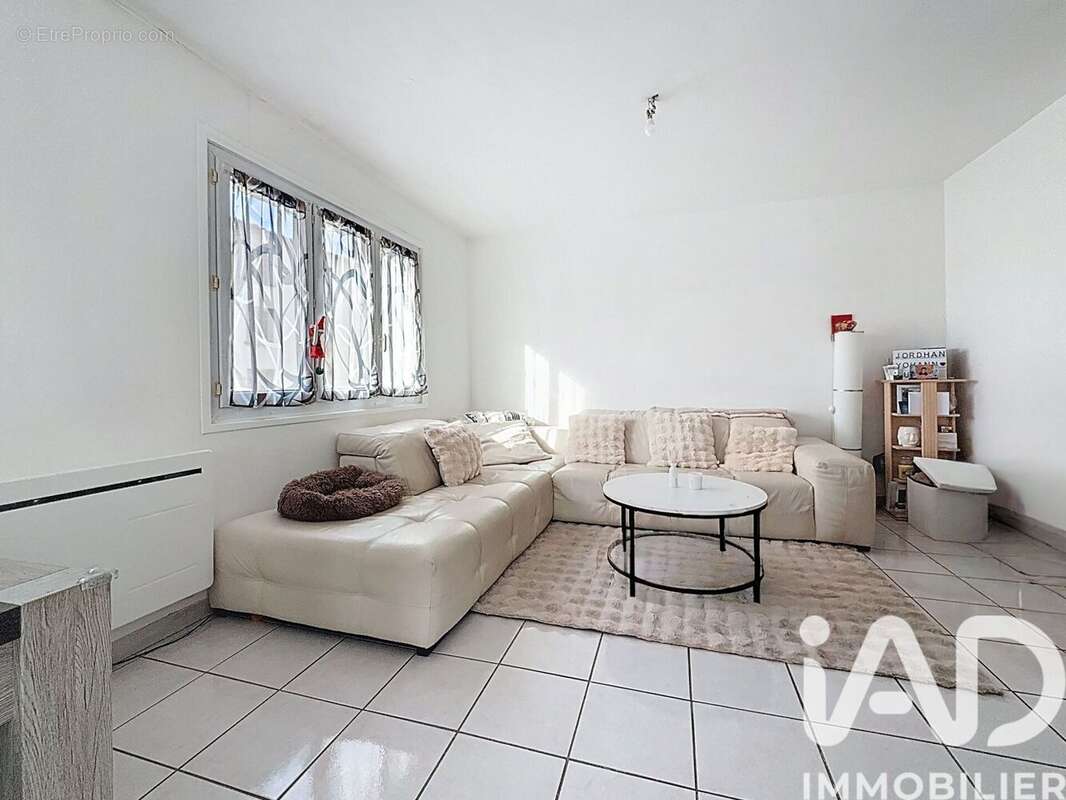 Photo 3 - Appartement à SAINT-MARTIN-D&#039;HERES