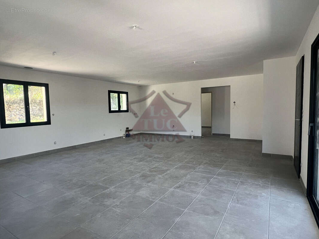 Maison à SAINT-AMBROIX