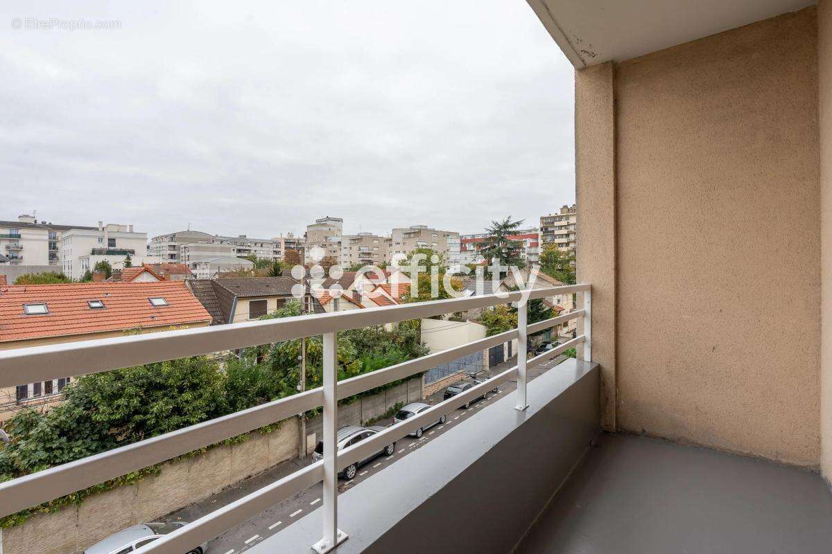 Appartement à BONDY