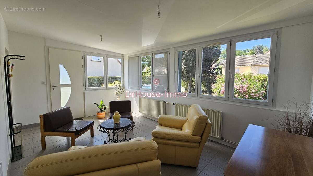 Maison 92 m² à Le Mans  - photo 3