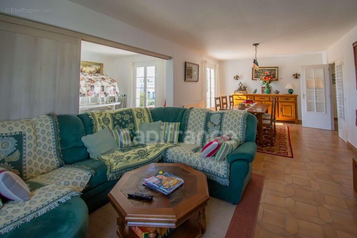 Vaux-sur-mer – maison 160 m² avec piscine, à proximité de pontaillac - photo 5