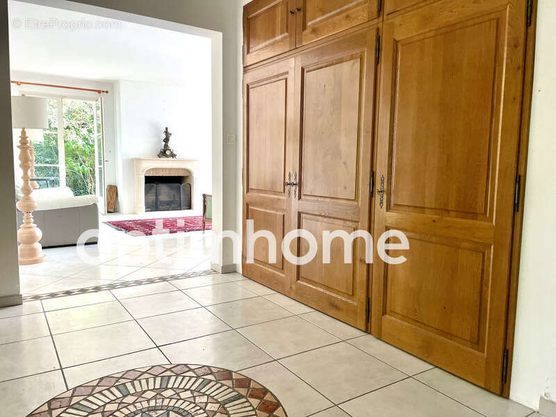 Maison à FONTAINEBLEAU