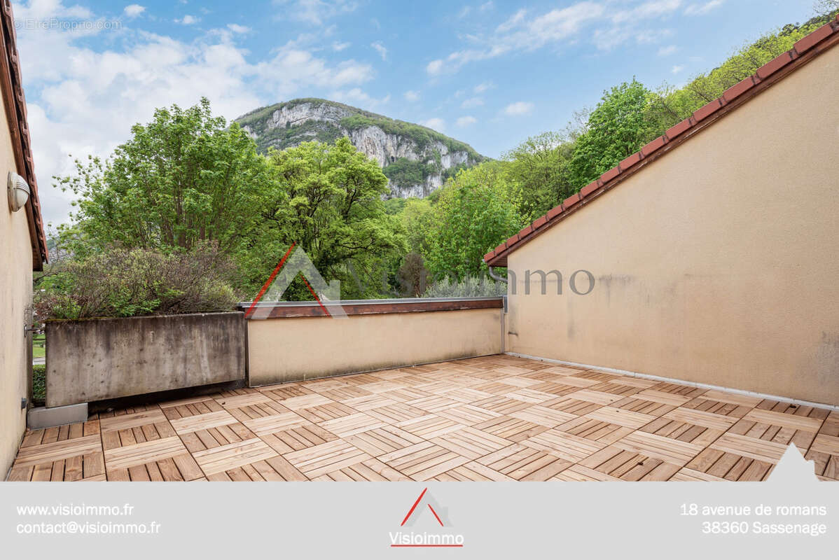 Appartement à SASSENAGE