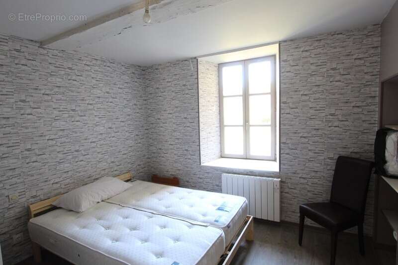 Maison à VEUVEY-SUR-OUCHE