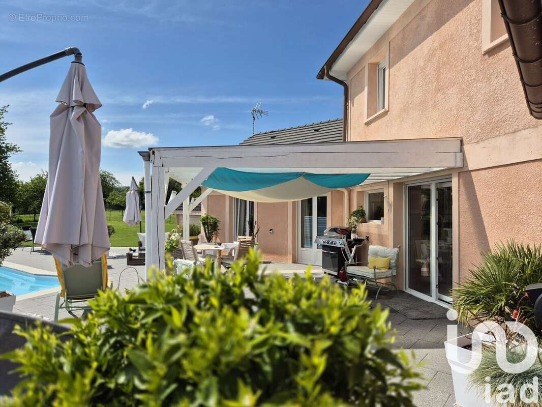 Photo 3 - Maison à MONTHUREUX-SUR-SAONE