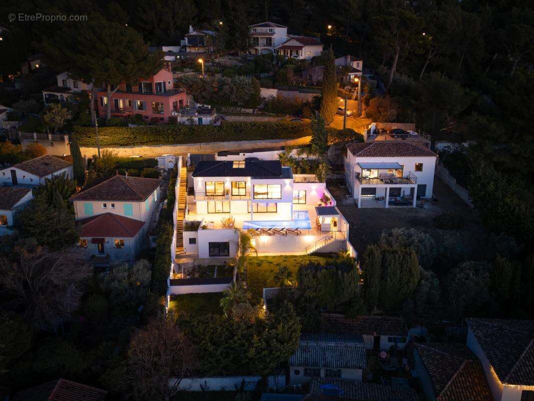 Maison à PLAN-DE-CUQUES