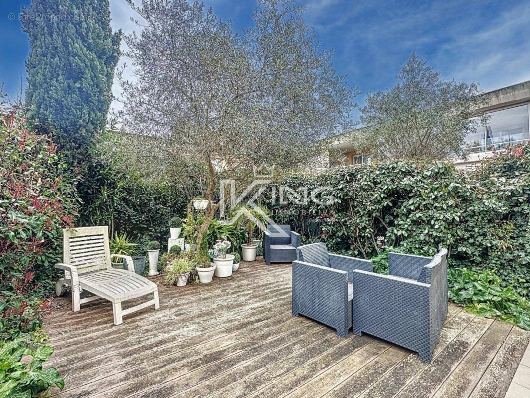 Appartement à FREJUS