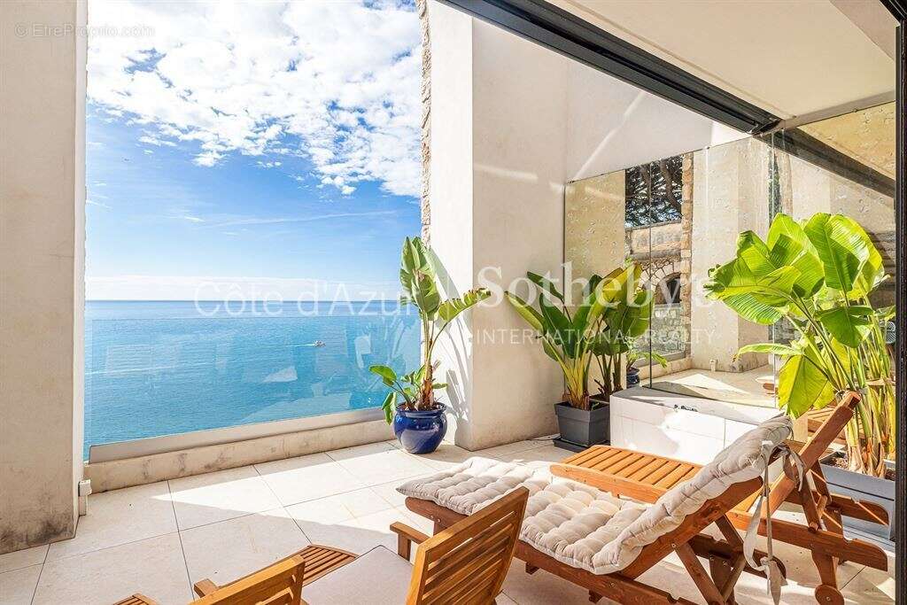Duplex d'exception avec accès privé à la mer au Palais Maeterlinck à Nice - photo 7