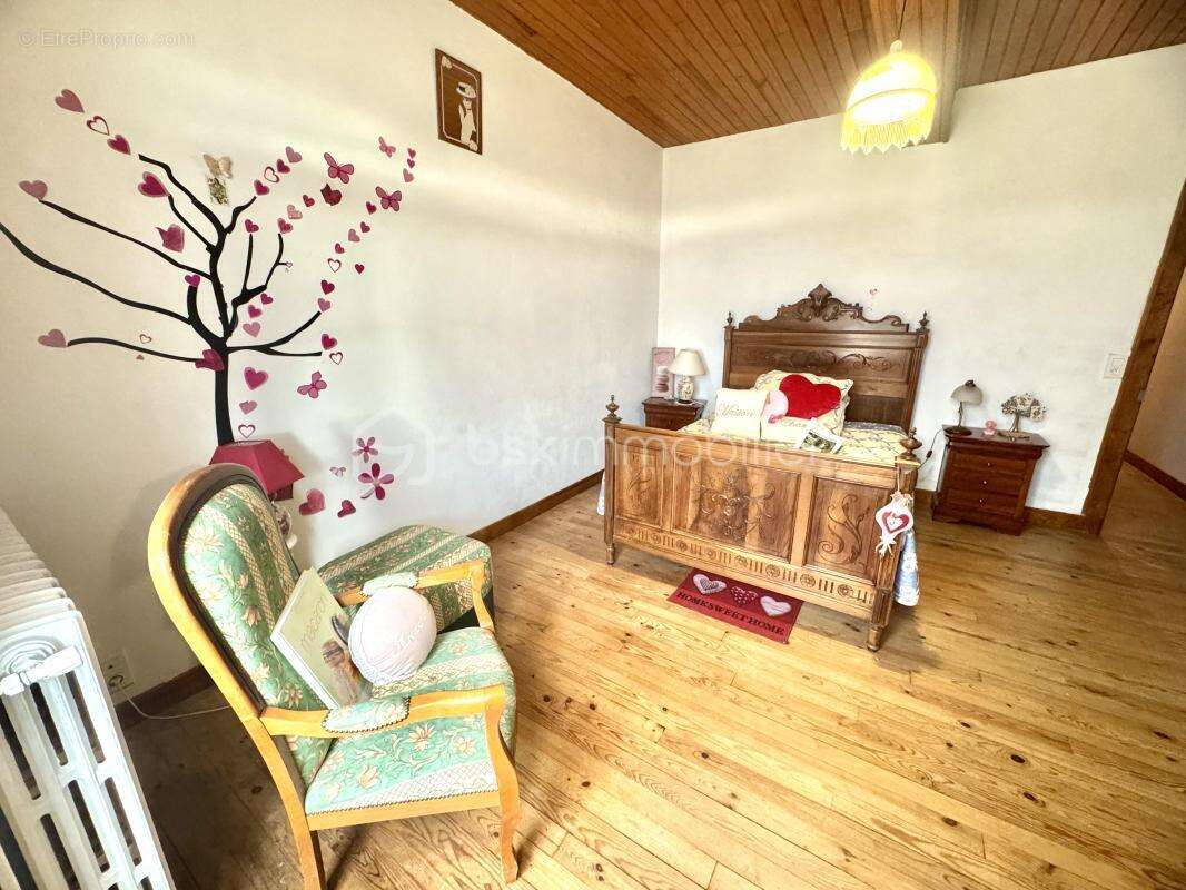 Maison à PUYCASQUIER