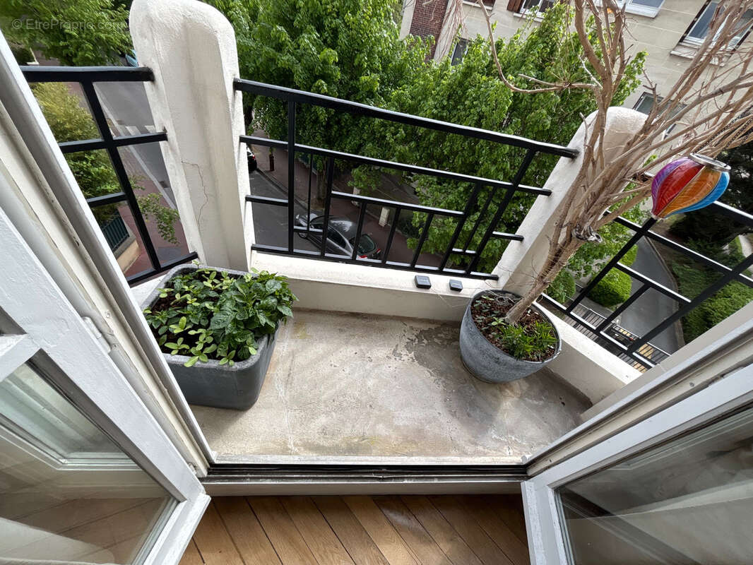 Appartement à ENGHIEN-LES-BAINS