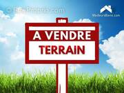 Terrain à MONTFORT-SUR-MEU