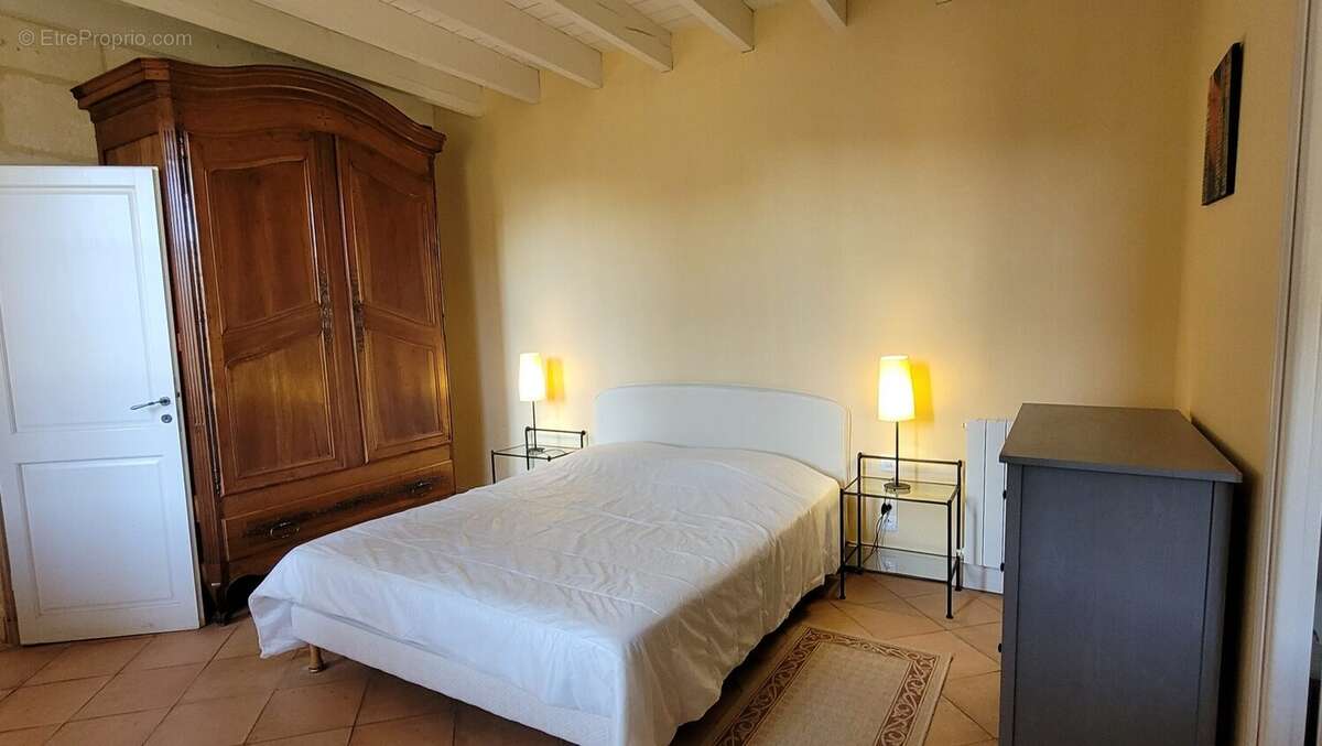 Chambre RDC - Maison à PUGNAC