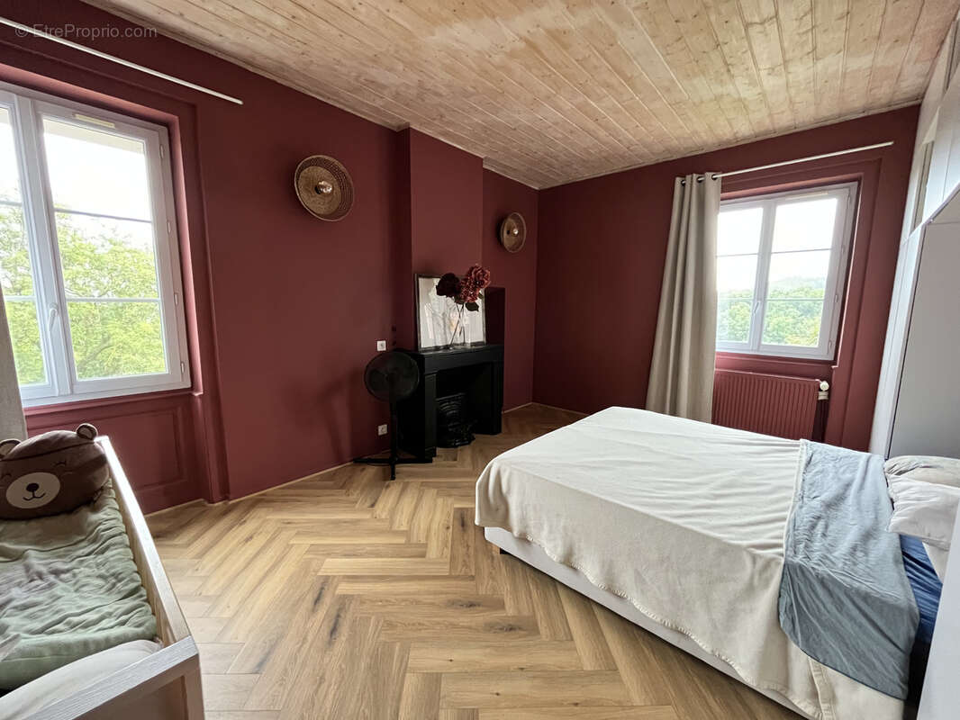 Maison à LA FOUILLOUSE