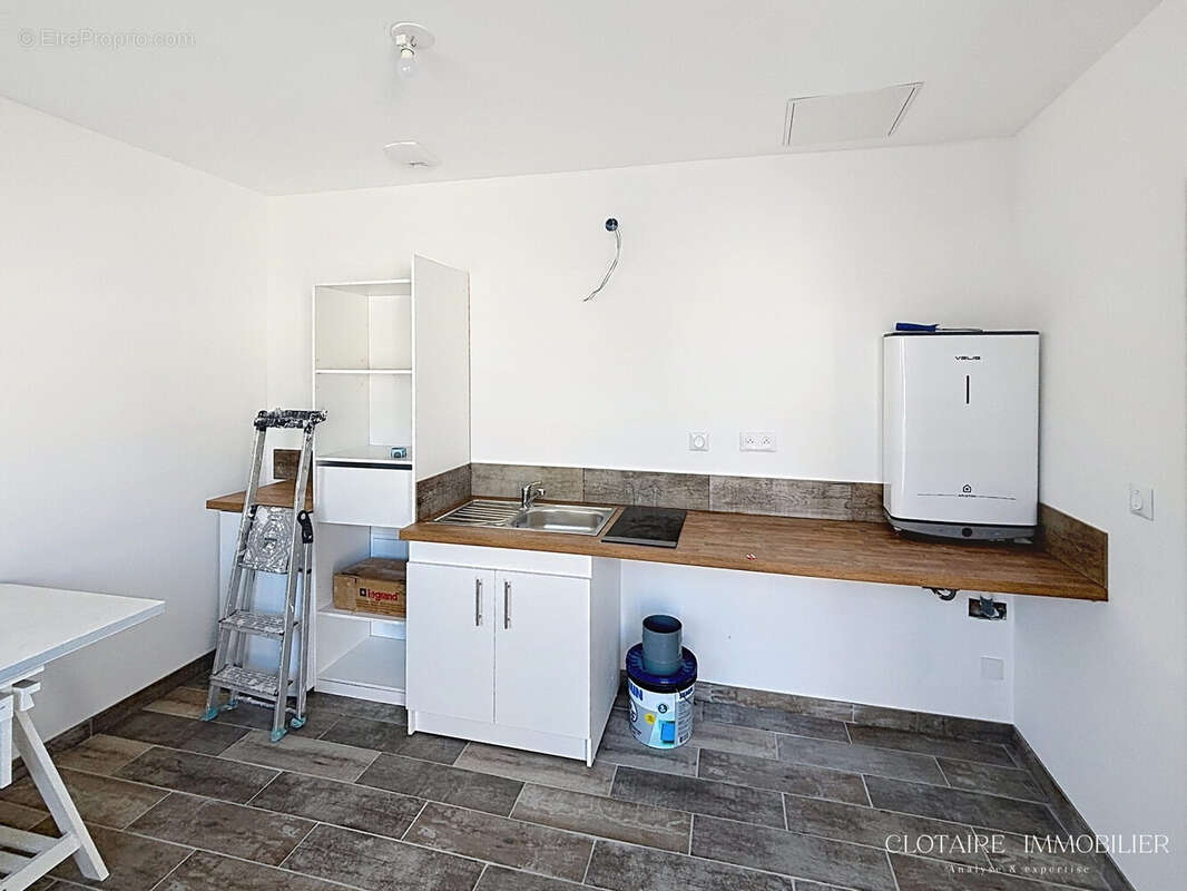 Appartement 265 m² à Margny-Les-Compiegne  - photo 5