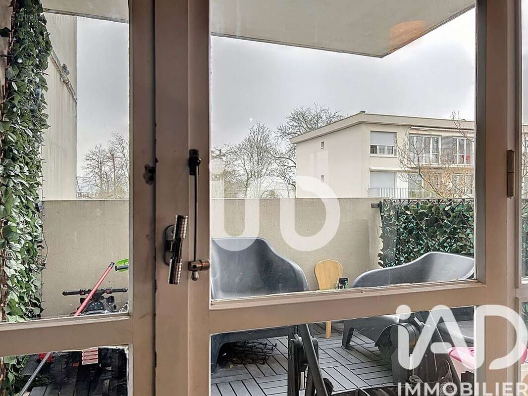 Photo 8 - Appartement à LE PLESSIS-BOUCHARD