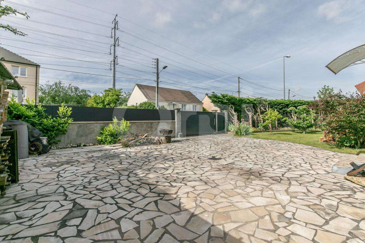 Maison à BOISSY-SAINT-LEGER