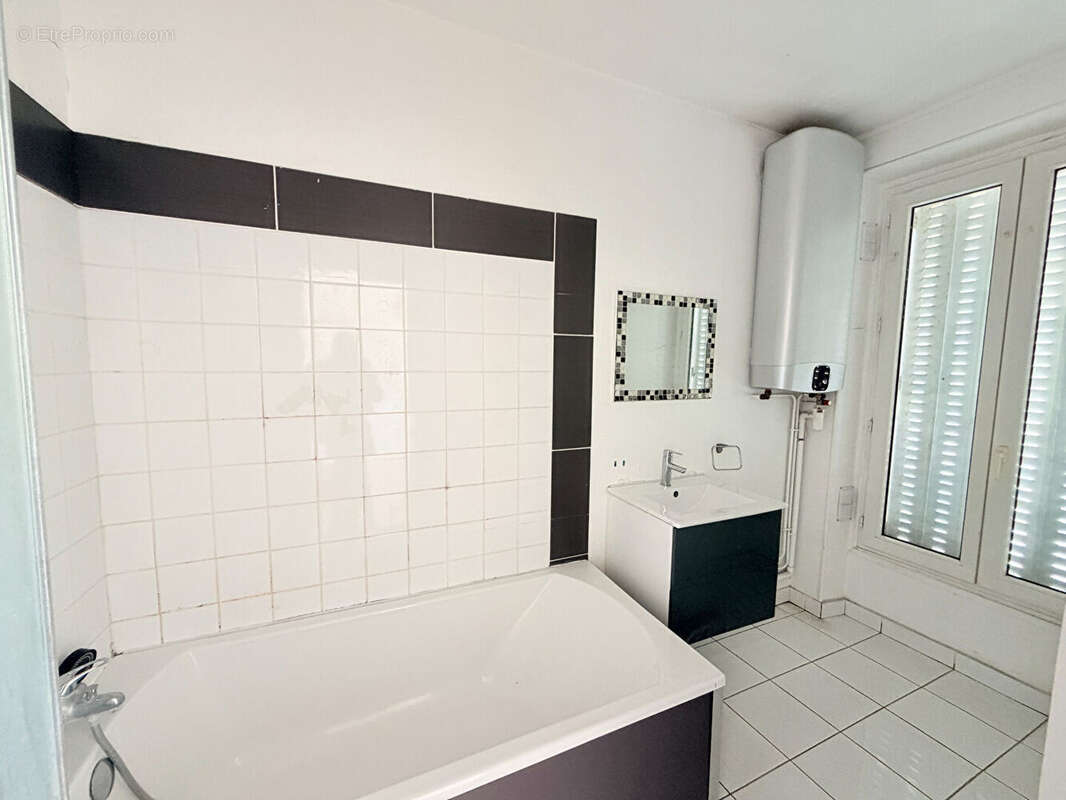 Appartement à ASNIERES-SUR-SEINE