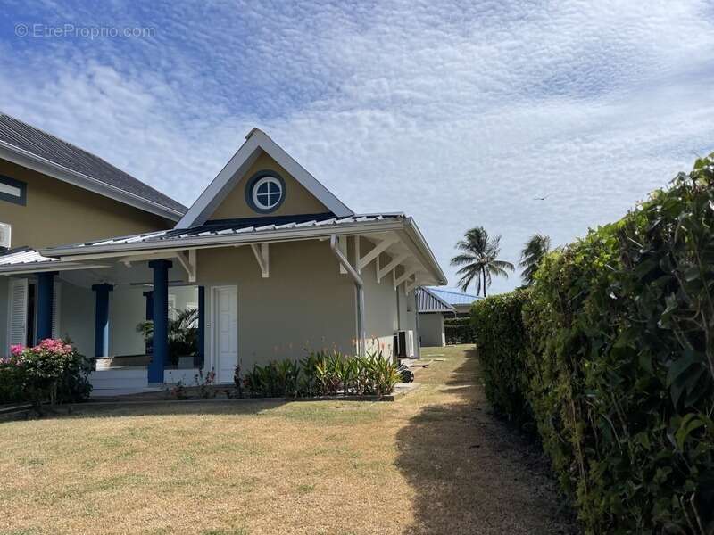 Maison à KOUROU