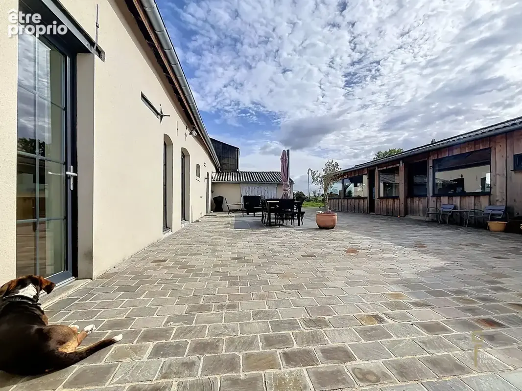Maison 4 pièces 138 m² à vendre à Bousbecque (59166) - photo 6