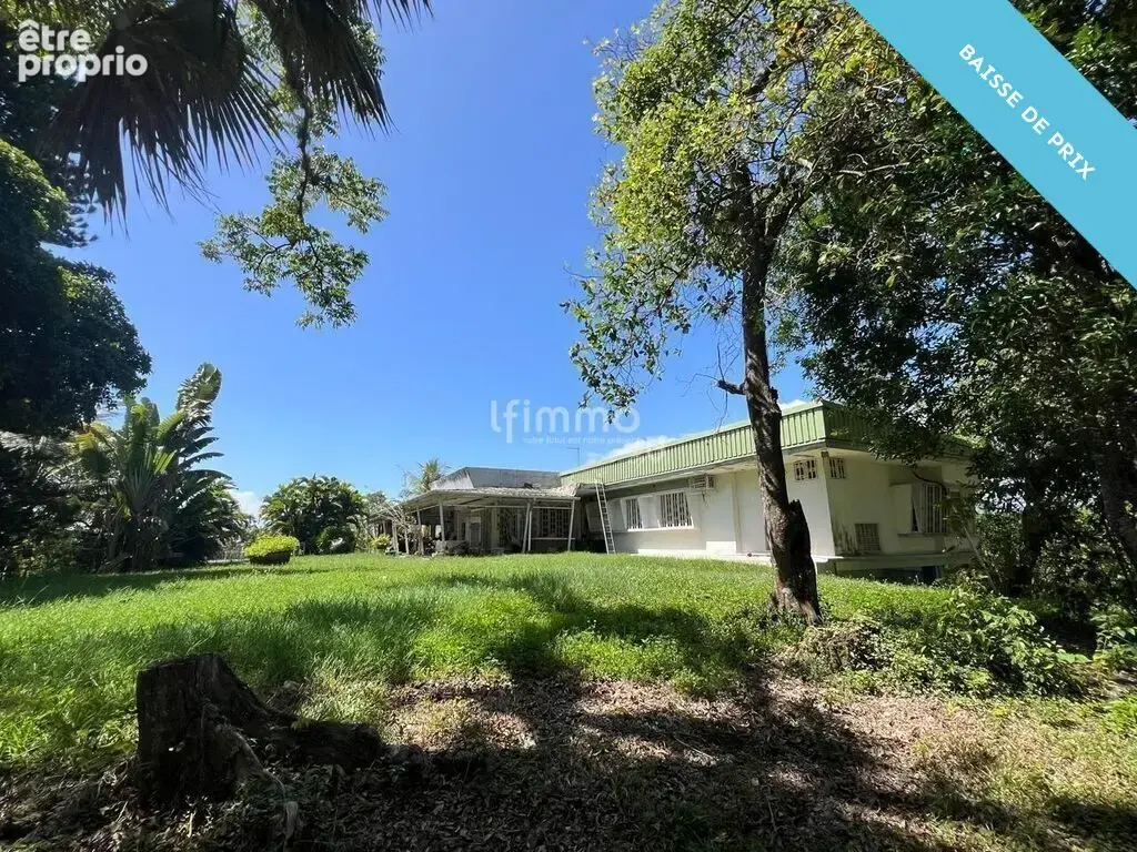 Terrain de 1.2 hectares avec villa 395 m2 et dépendance - photo 2