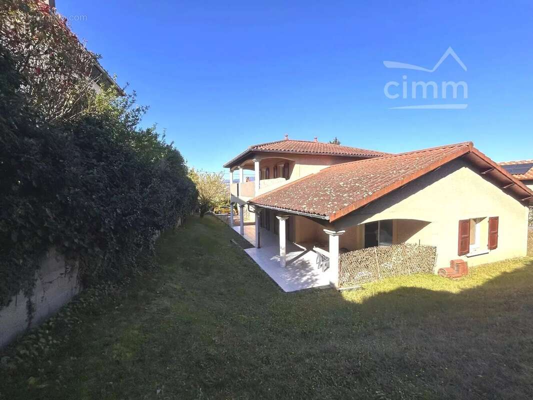 Maison à LE PEAGE-DE-ROUSSILLON