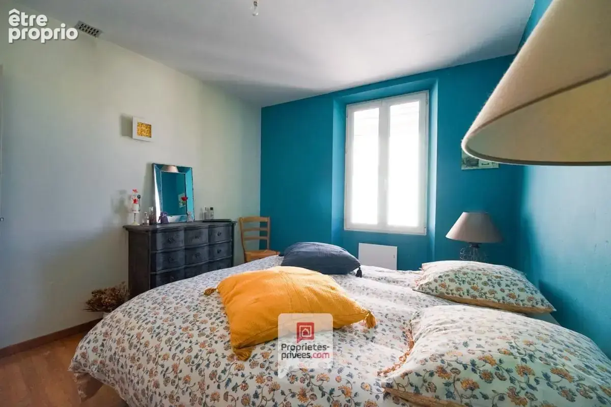 Voreppe (38340) - Maison de village T6 - 5 chambres - Balcon - Cave - Grenier - photo 11