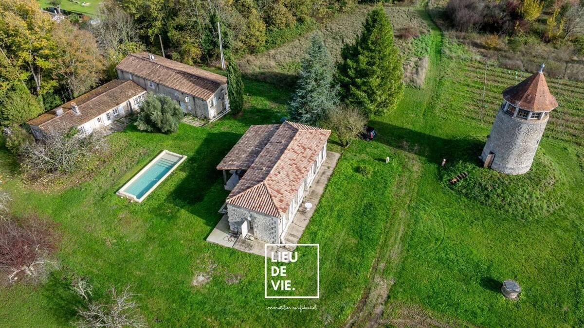 Maison à VILLEGOUGE