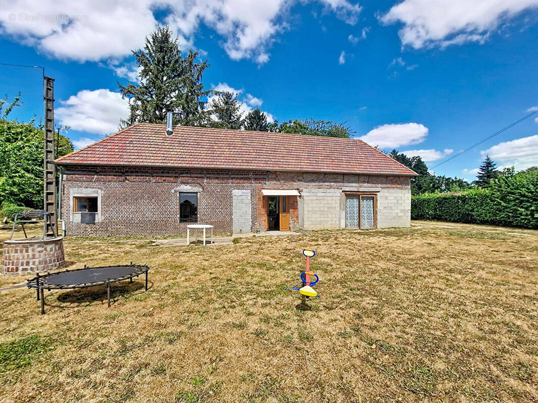 Maison à ETREPAGNY